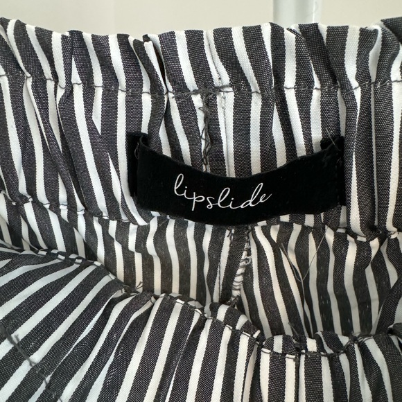 Lipslide Paperbag Pants - Picture 3 of 4